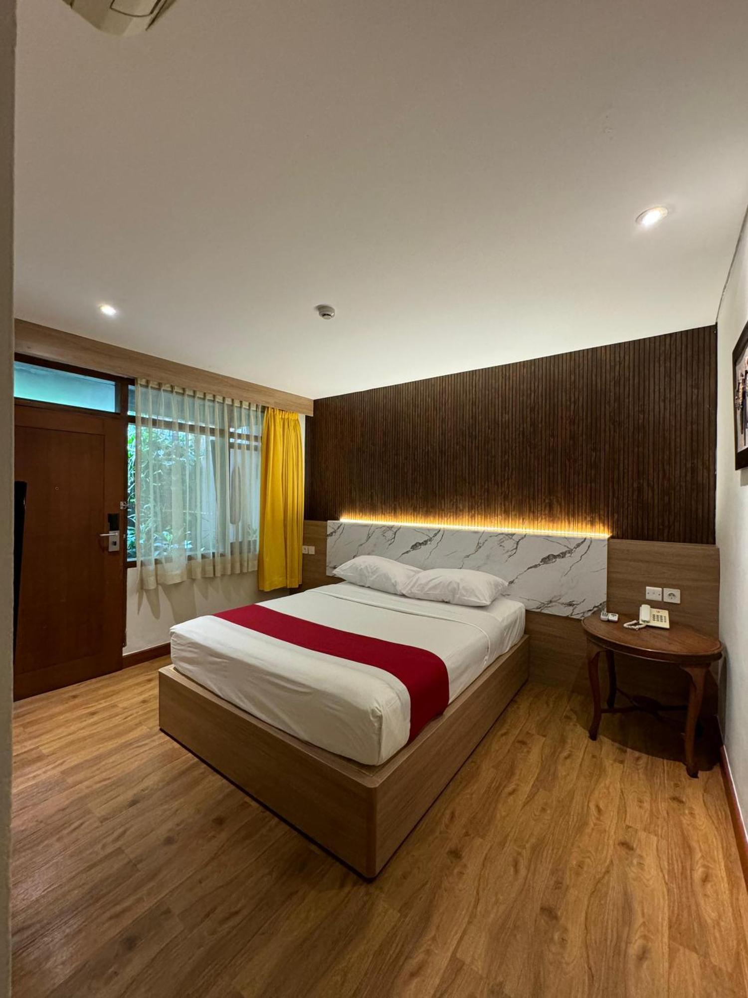 Sukajadi Hotel, Convention And Gallery Бандунг Екстериор снимка